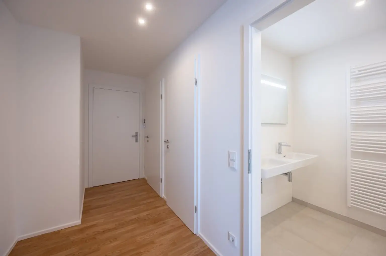 ++MOLLARD 50++ Remarkable 2-room apartment in a prime central location (2/6)