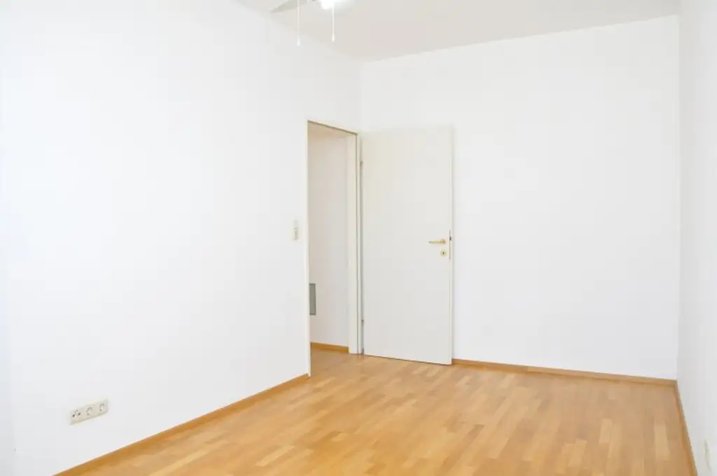 Helle 3-Zimmer Wohnung mit Balkon Nähe Donaukanal