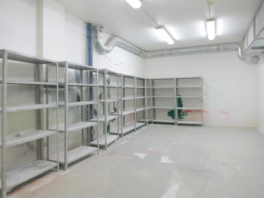 Werkstatt, Büro, Lager mit BA für Maler u. Anstreicher !
