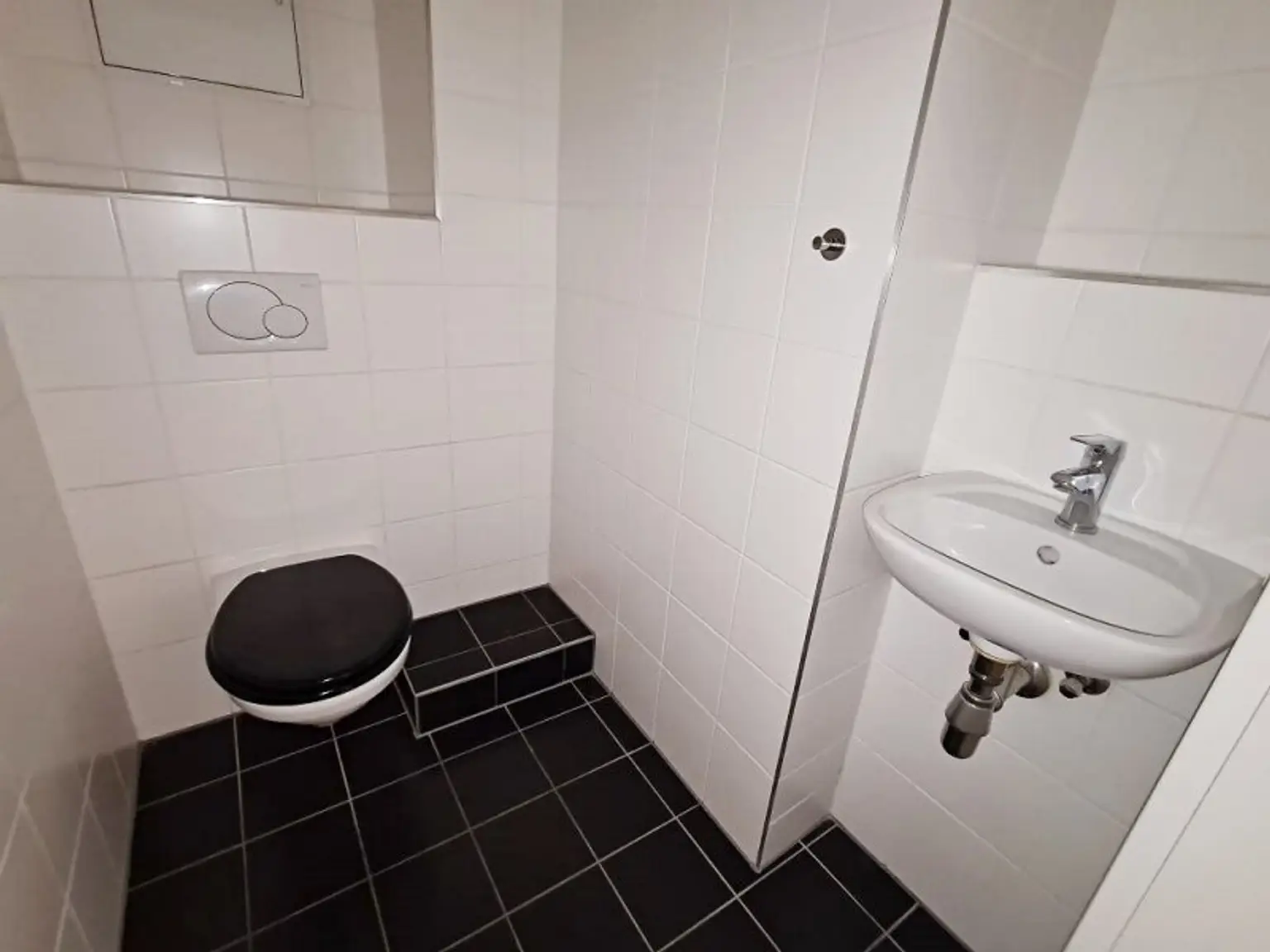 TANBRUCKGASSE - ROLLINGERGASSE, 54 m2 Neubau, 2 Zimmer, Komplettküche, Wannenbad, Parketten, Bahnhof Meidling