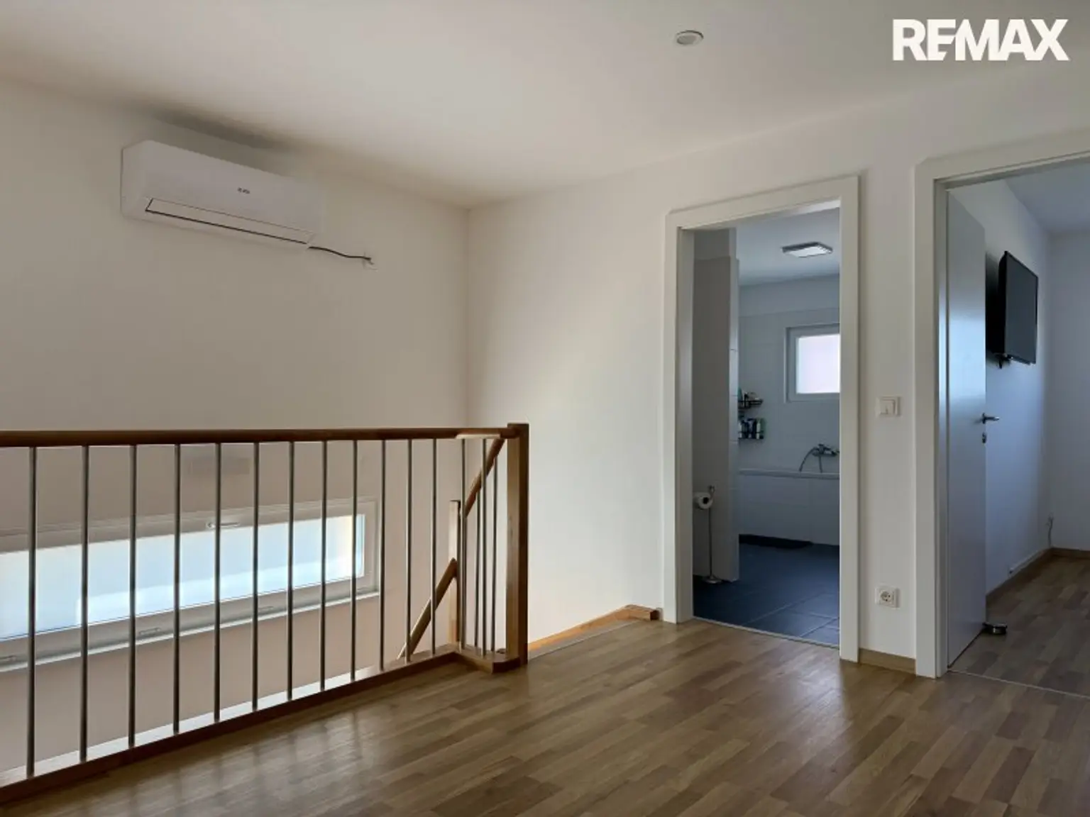 Neubauliebe – Haus mit ca. 117 m² und 2 Parkplätzen in Theresienfeld zu kaufen!