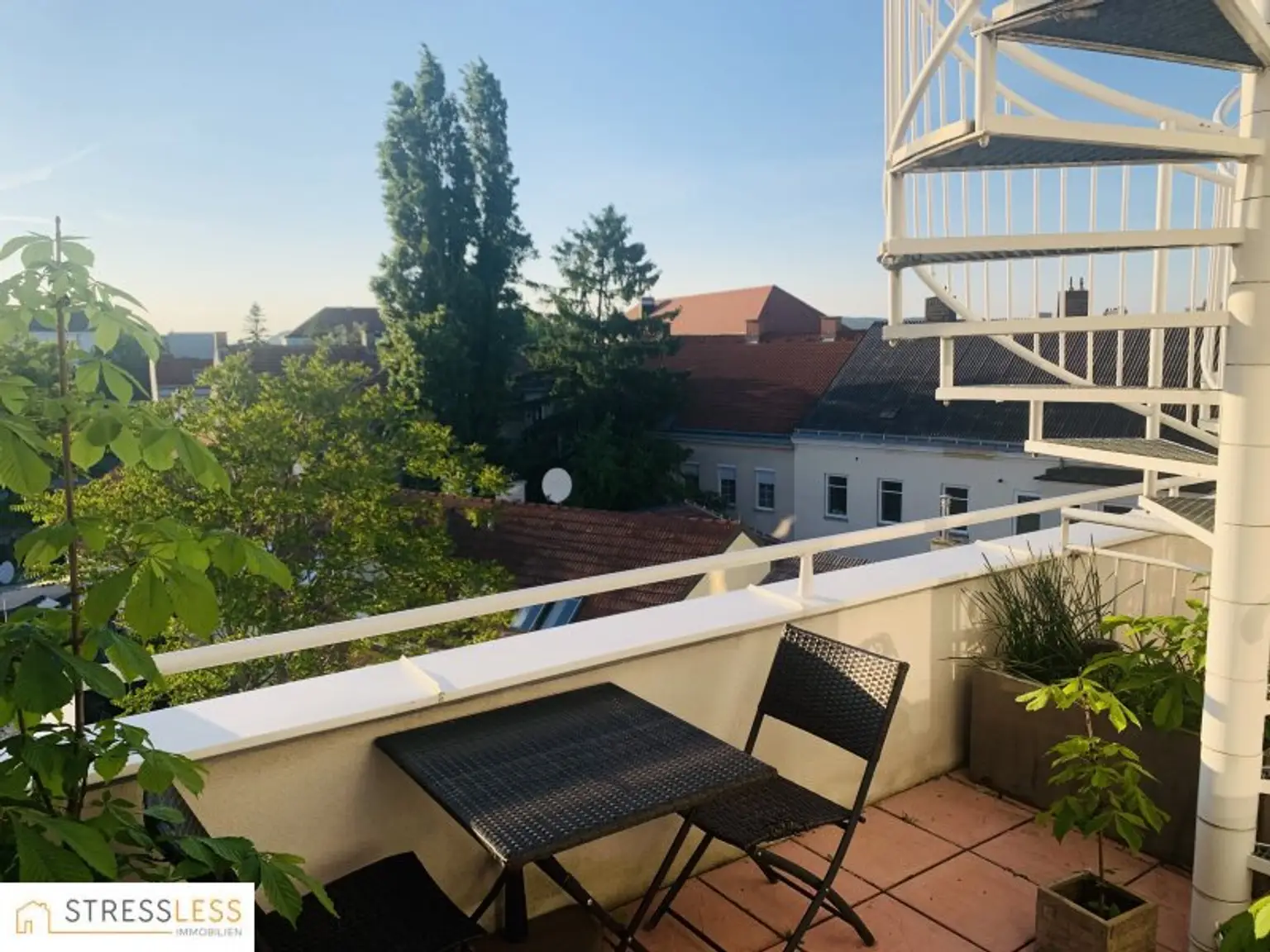 Exklusive 3-Zimmer Maisonette-Wohnung im Herzen von Korneuburg mit 2 Balkonen und imposanter Dachterrasse