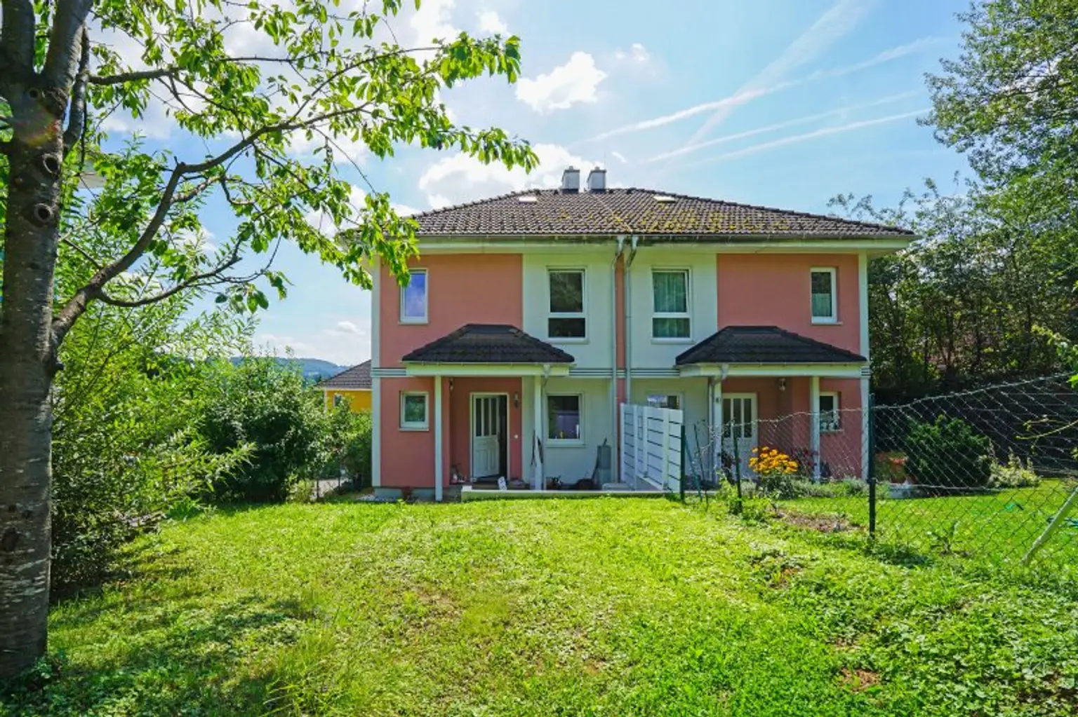 Nördliche Garten- und Hausansicht