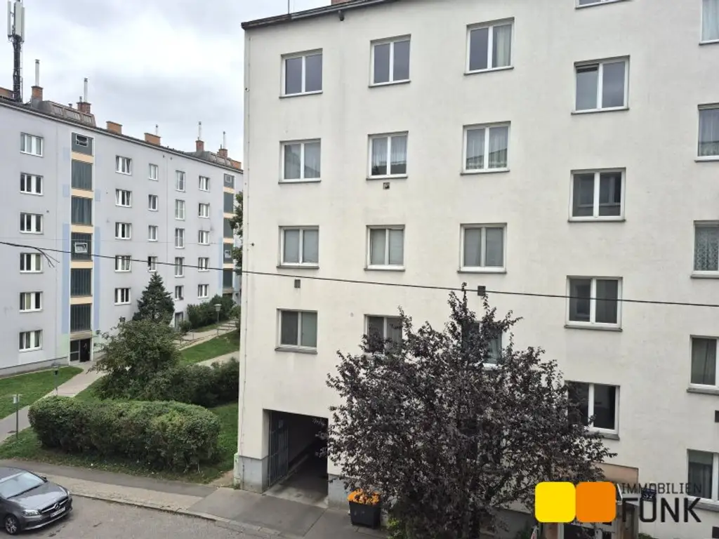 Helle 3 Zimmer, nahe U6 Niederhofstraße