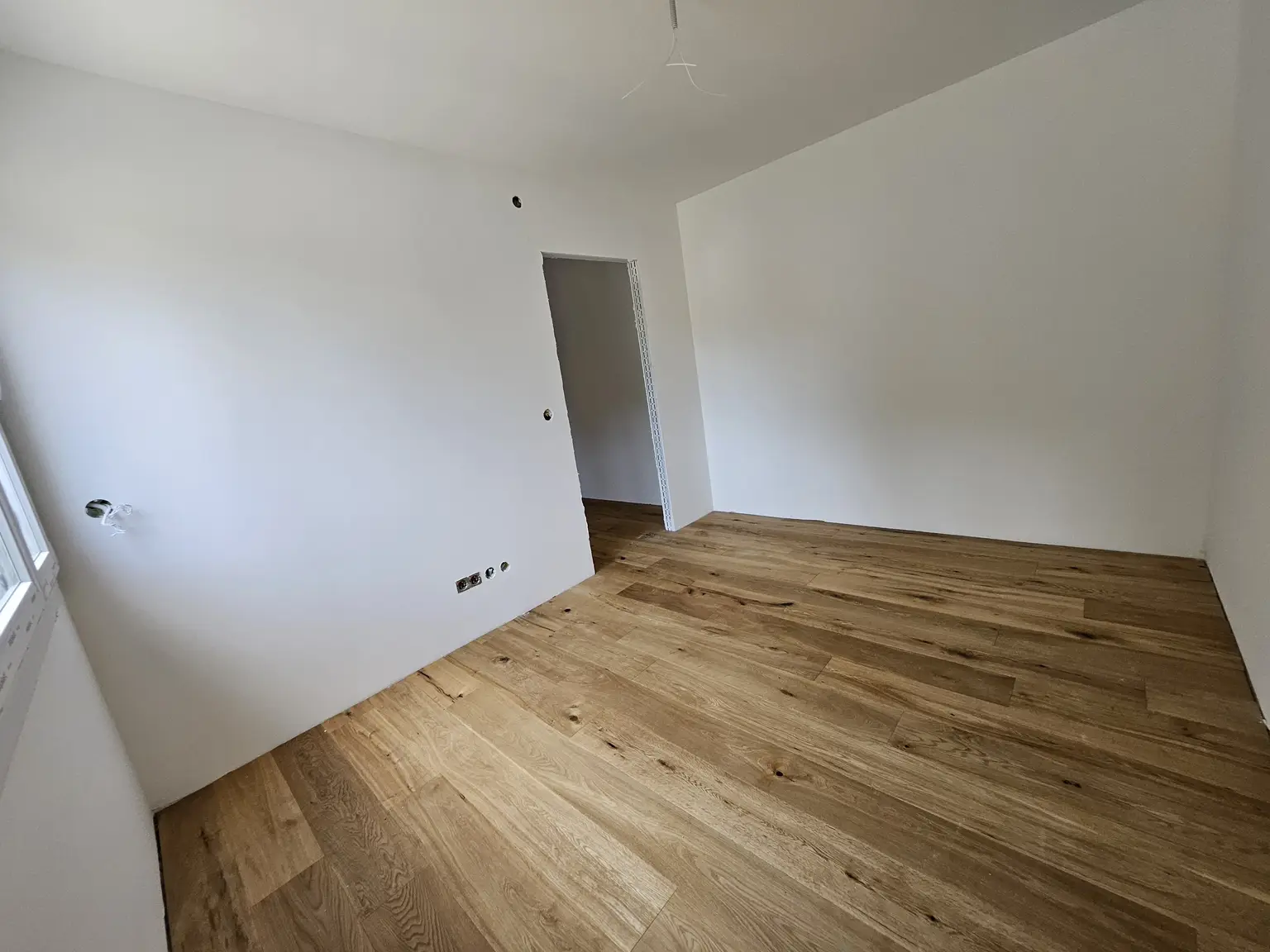 Attraktive Kleinwohnung für Anleger – Nähe AuhofCenter & S-Bahn