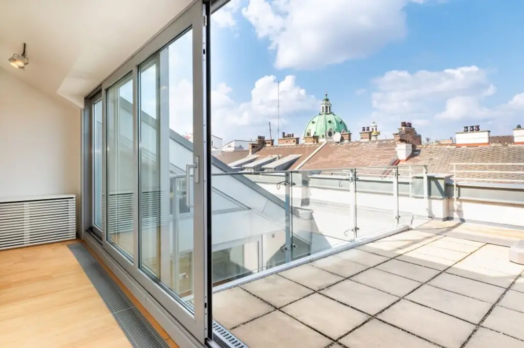 Exklusive Dachgeschoss-Maisonette mit Blick über Wien nahe dem Schwarzenbergplatz