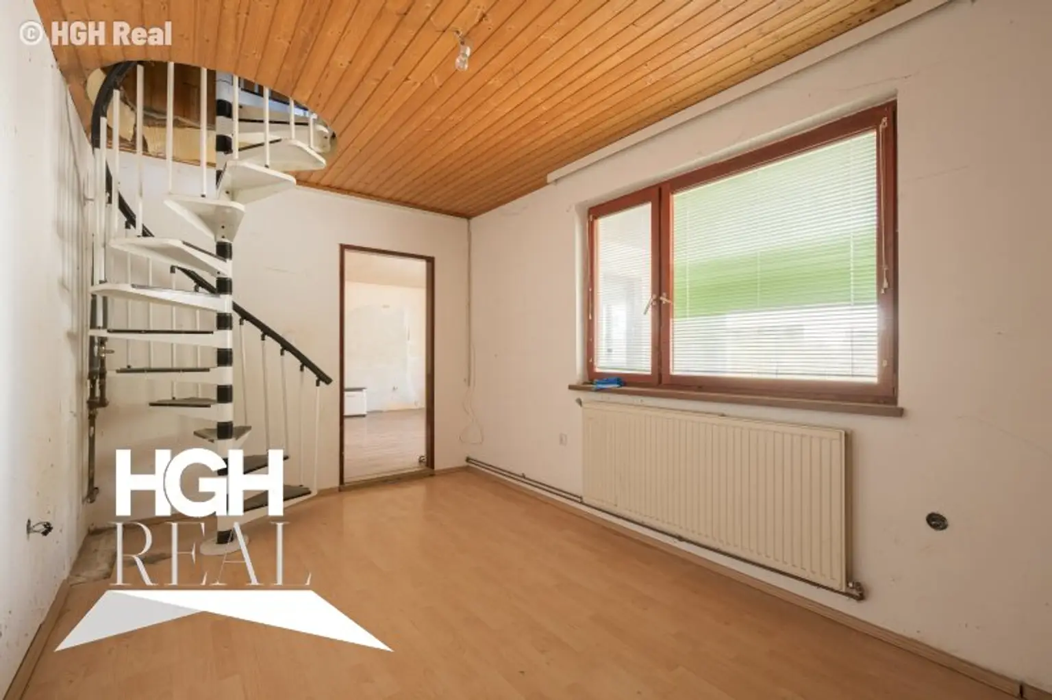 2231 Strasshof Charmanter Bungalow mit Garten und viel Potenzial nahe Bahnhof