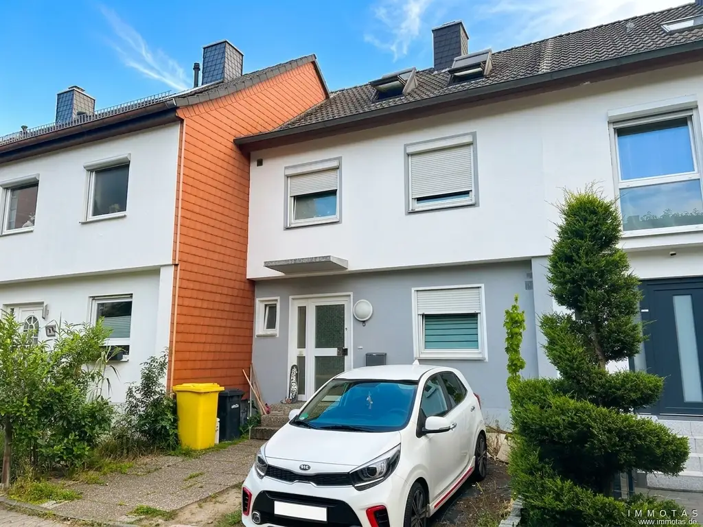 Familienfreundliches Reihenhaus mit Garten und Garage in Bensheim-Auerbach