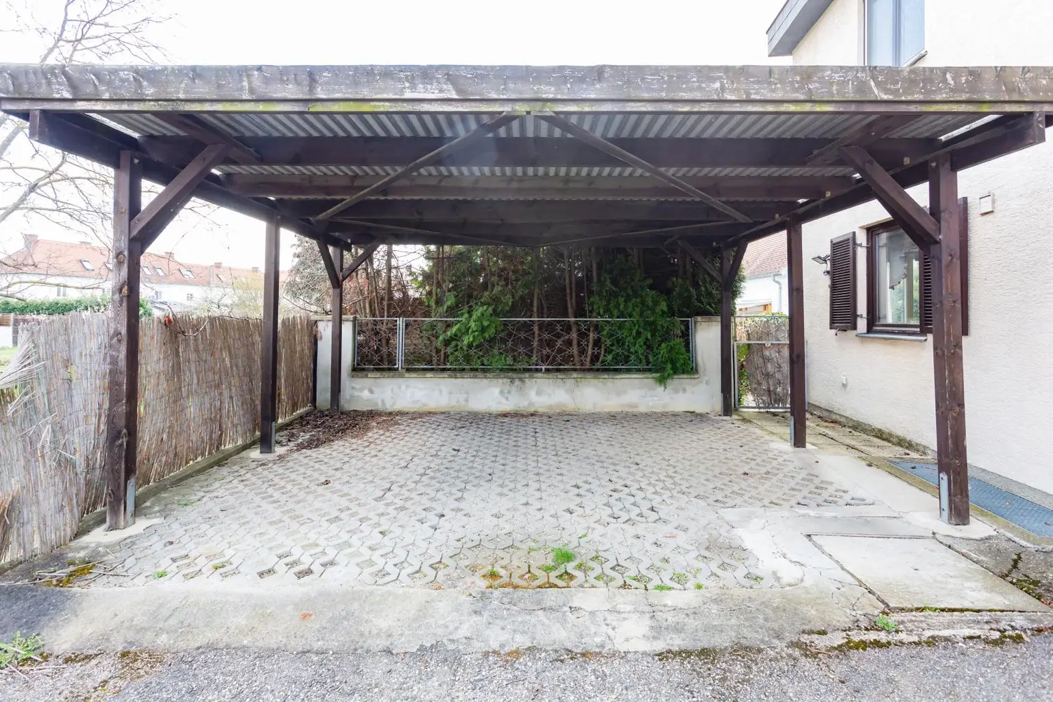 Carport