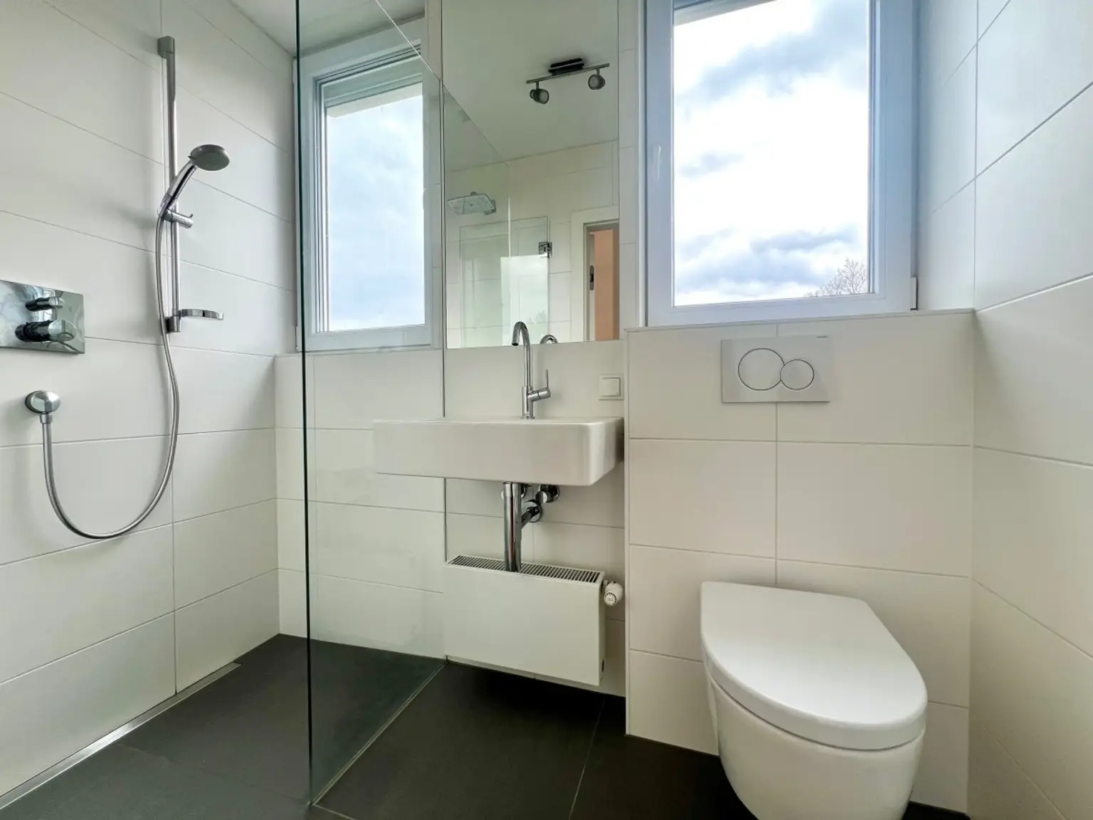 T | ++ NEU ++ SCHÖNE ZWEI  Zimmer mit TERRASSE - Altbau | Prima Service Immobilien