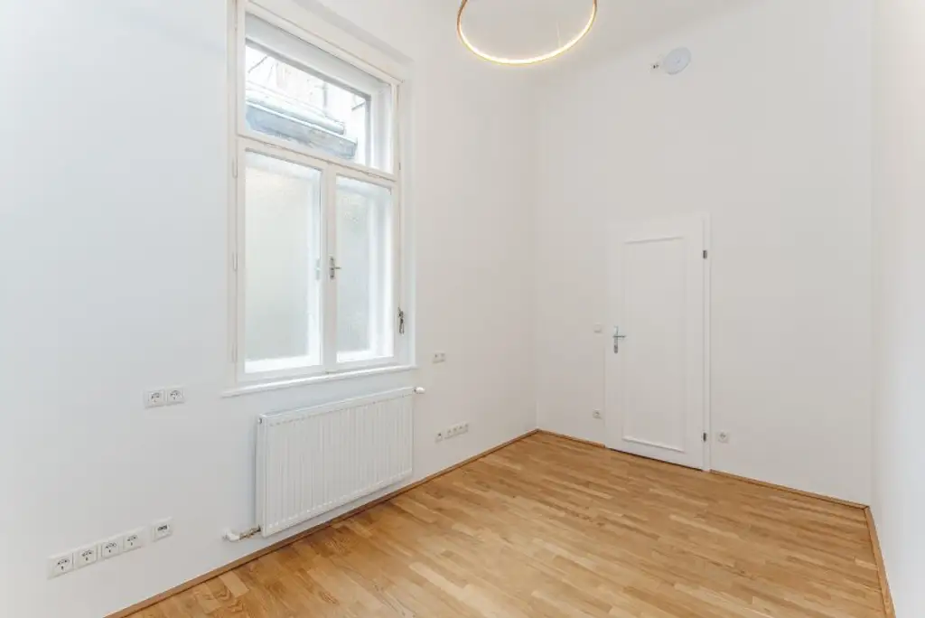 Provisionsfrei! All-In-Bürozimmer am Brahmsplatz als Untermiete!
