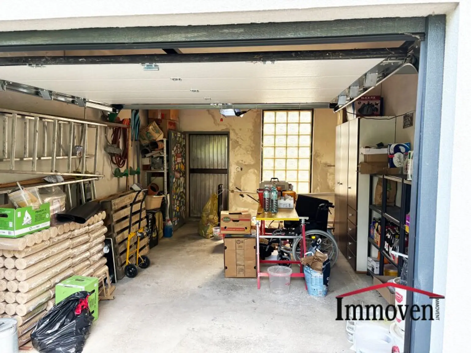 KOFFER PACKEN UND EINZIEHEN - großes Ein- bzw. Zweifamilienhaus mit Garage in St. Pölten (Wagram)