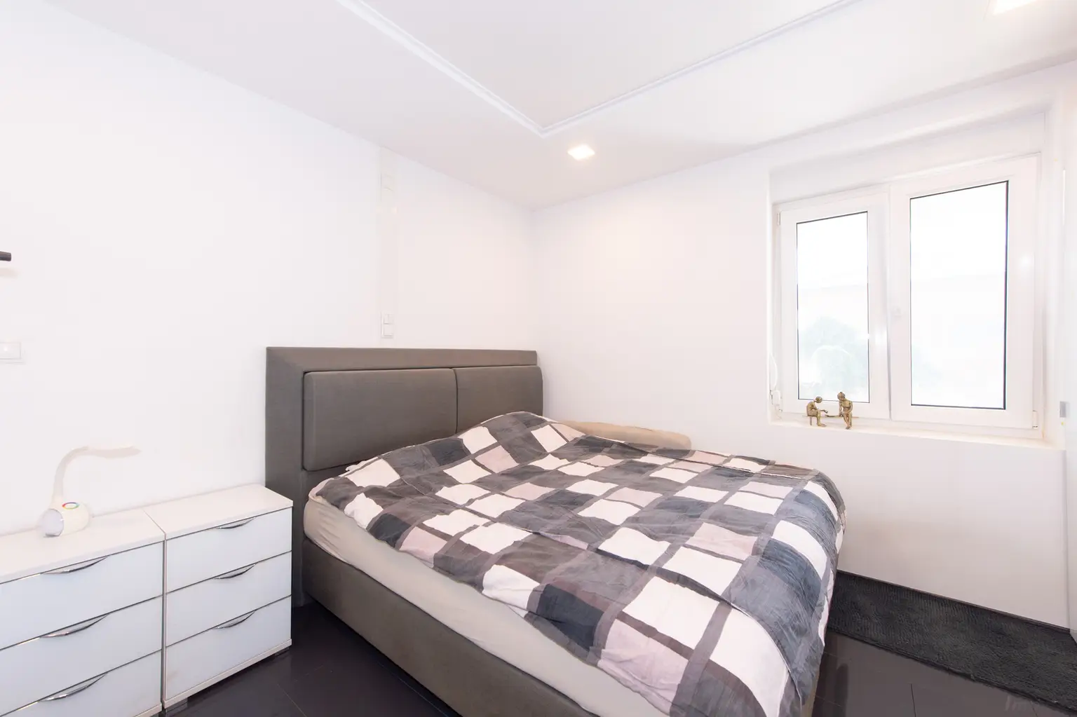 Wüstenrotstrasse-19