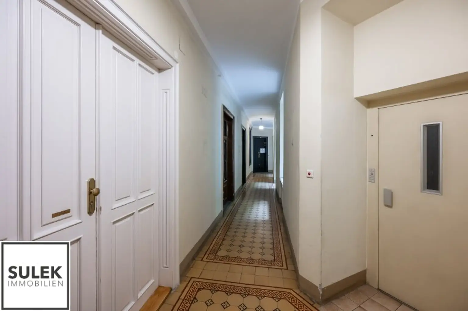 Repräsentatives Büro im 1. Bezirk – 118 m² zur unbefristeten Miete