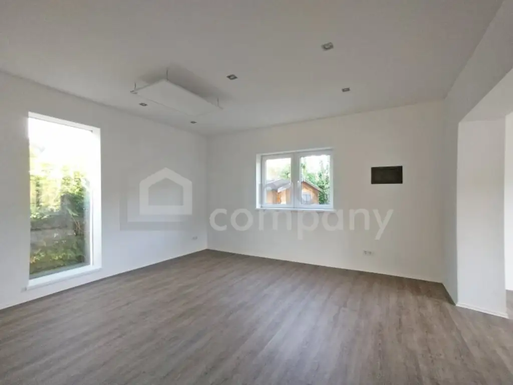 Entzückendes  komplett saniertes Kleingartenhaus auf Eigengrund mit wunderbarem Garten in Ruhelage