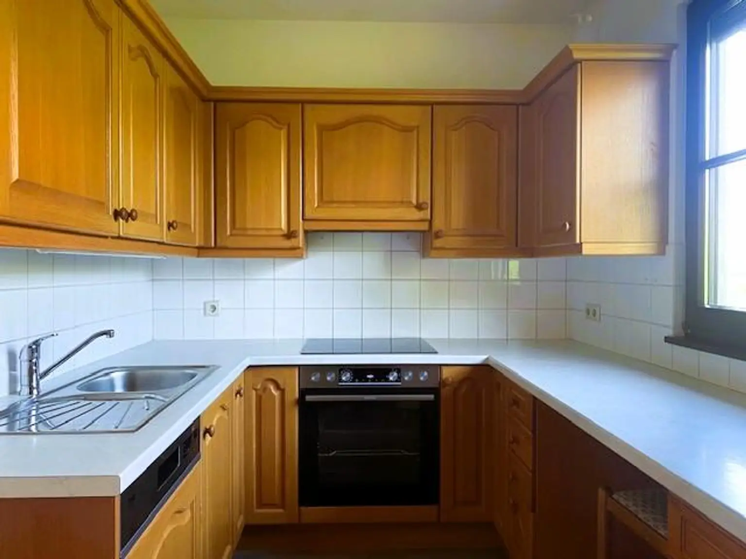 Einziehen und bleiben! Gepflegter Bungalow, traumhafte Grünlage!