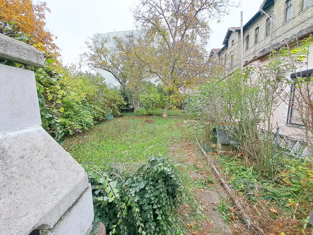 ZENTRAL! Sanierungsbedürftiges Einfamilienhaus