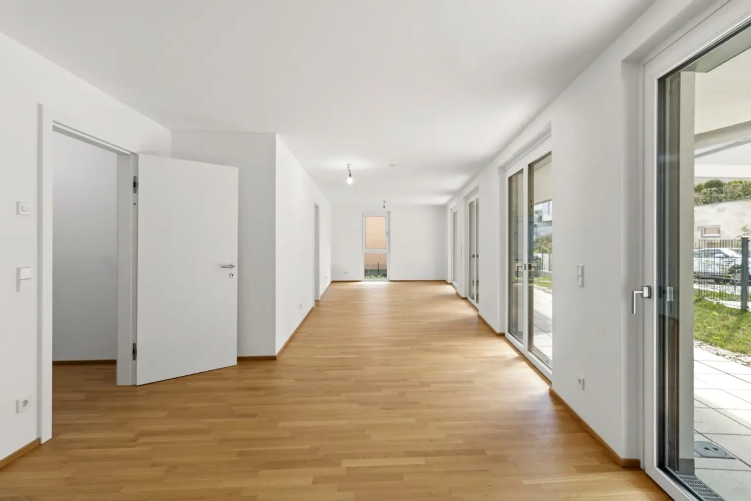 Dd | ++ GARTENWOHNUNG im GRÜNEN ++ stilvoll & RUHIG gelegen | Prima Service Immobilien