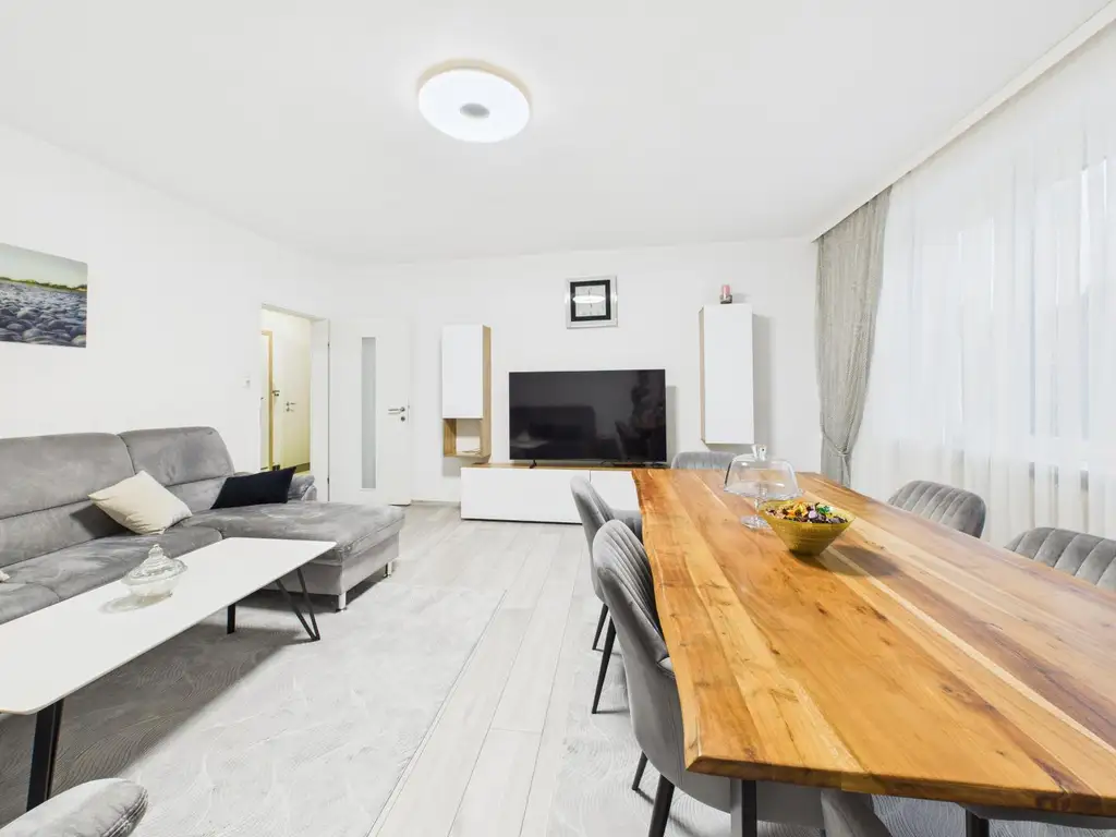 4-Zimmer Eigentumswohnung mit Balkon im Herzen von Wels – modernes Wohnen in Bestlage