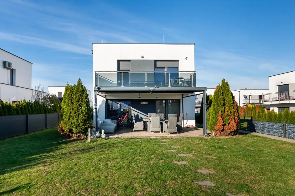 Modern, neuwertig, familientauglich: Einfamilienhaus in Wagna zu verkaufen