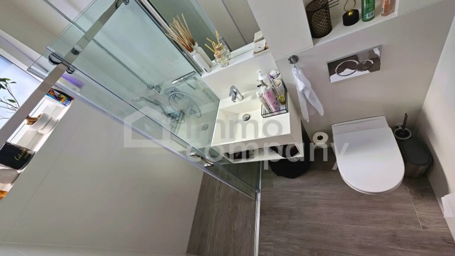 Photovoltaik, Saunahaus, Outdoordusche, Garage, 6 Zimmer, uvm. - Lifestyle hoch 10