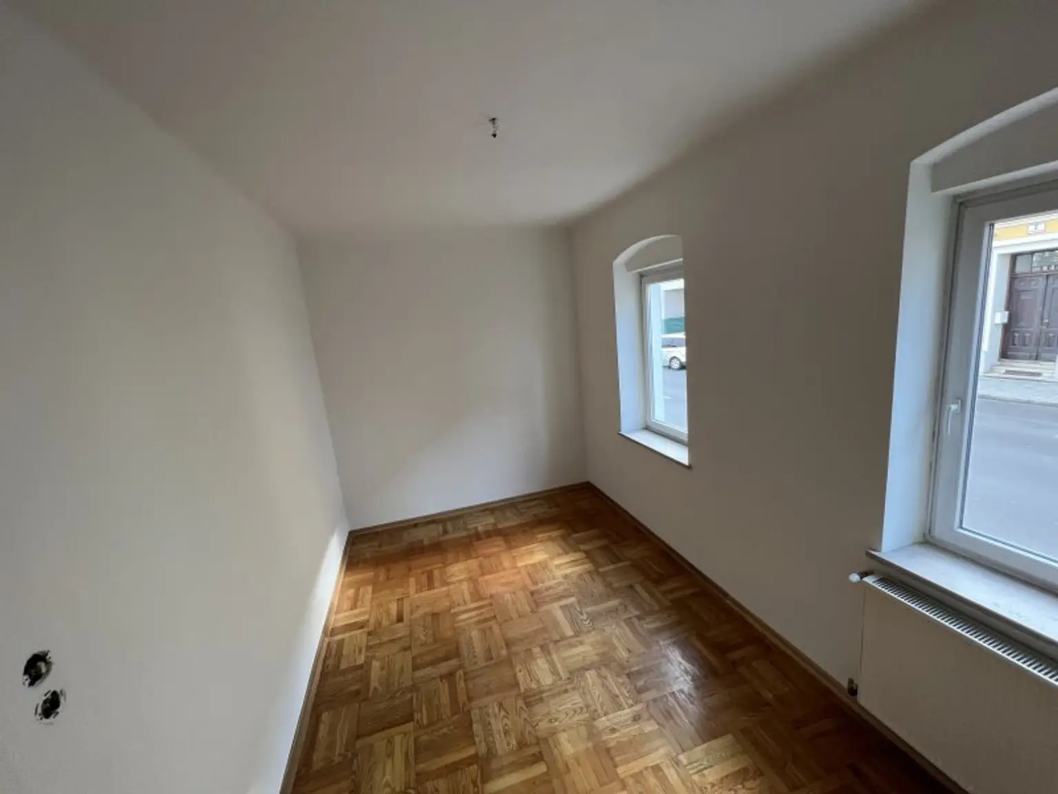 Top sanierte 4-Zimmer-Wohnung in der Neustadt - fußläufig zum Bahnhof und Krankenhaus!