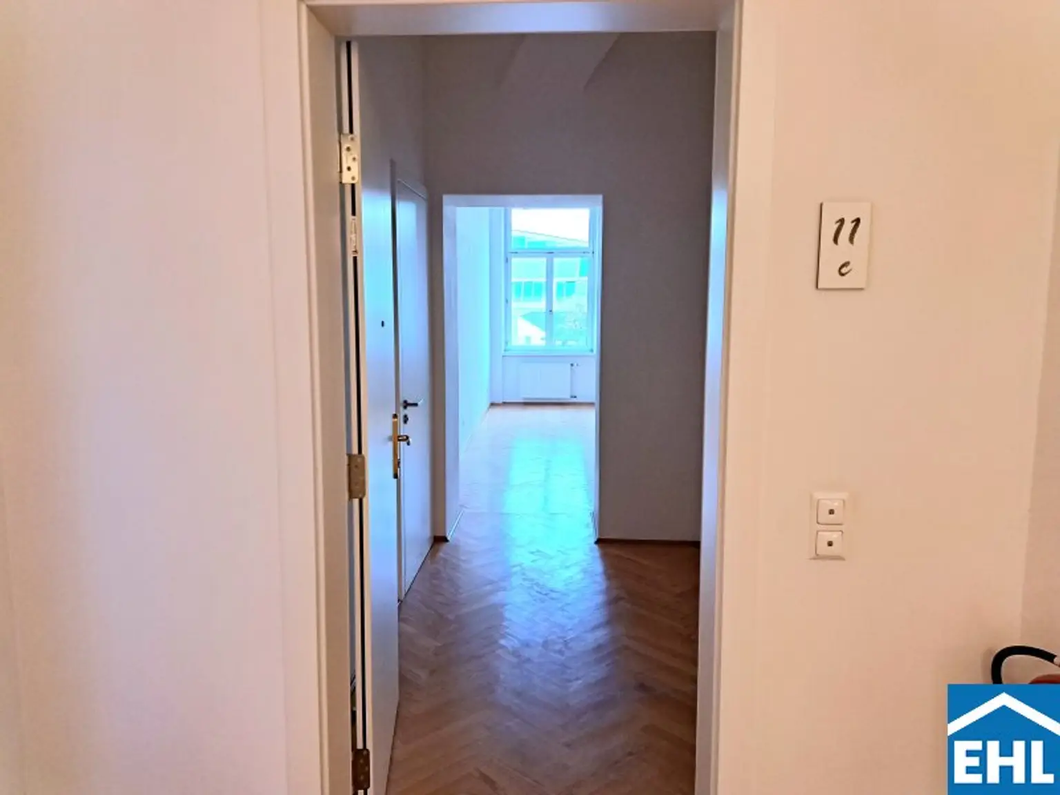 2 Zimmer Wohnungshit nahe Jakominiplatz!