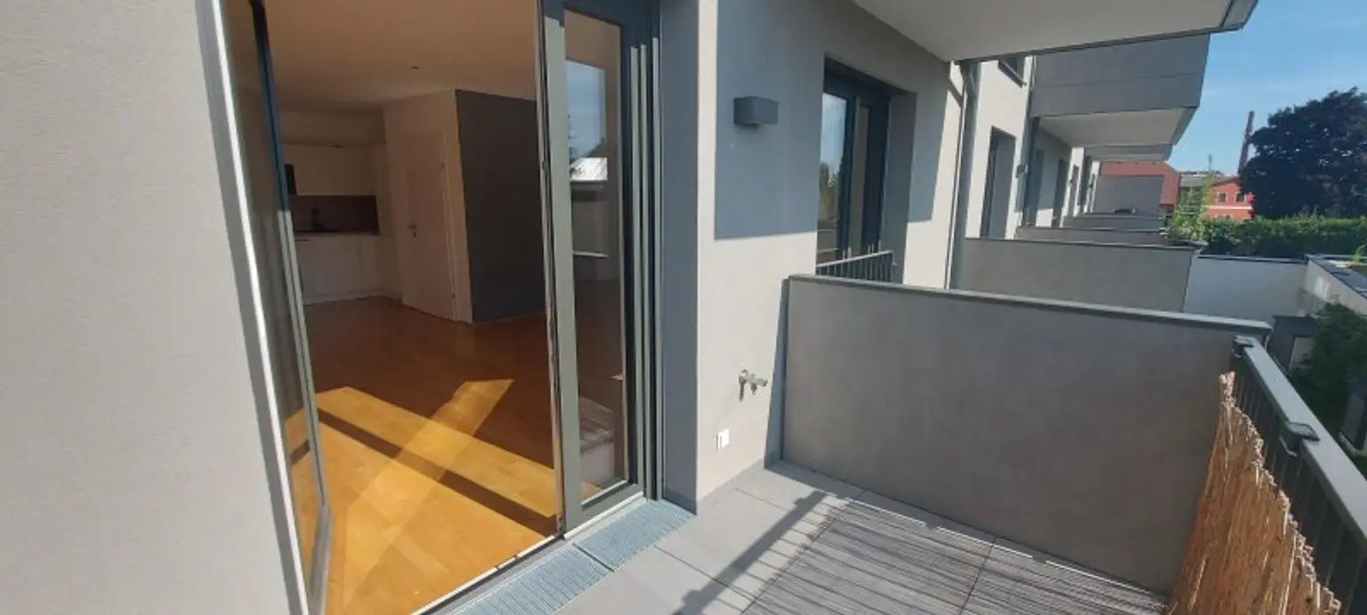 3-Zimmer-Wohnung mit 2 Balkonen und Tiefgaragenstellplatz (Top 8)