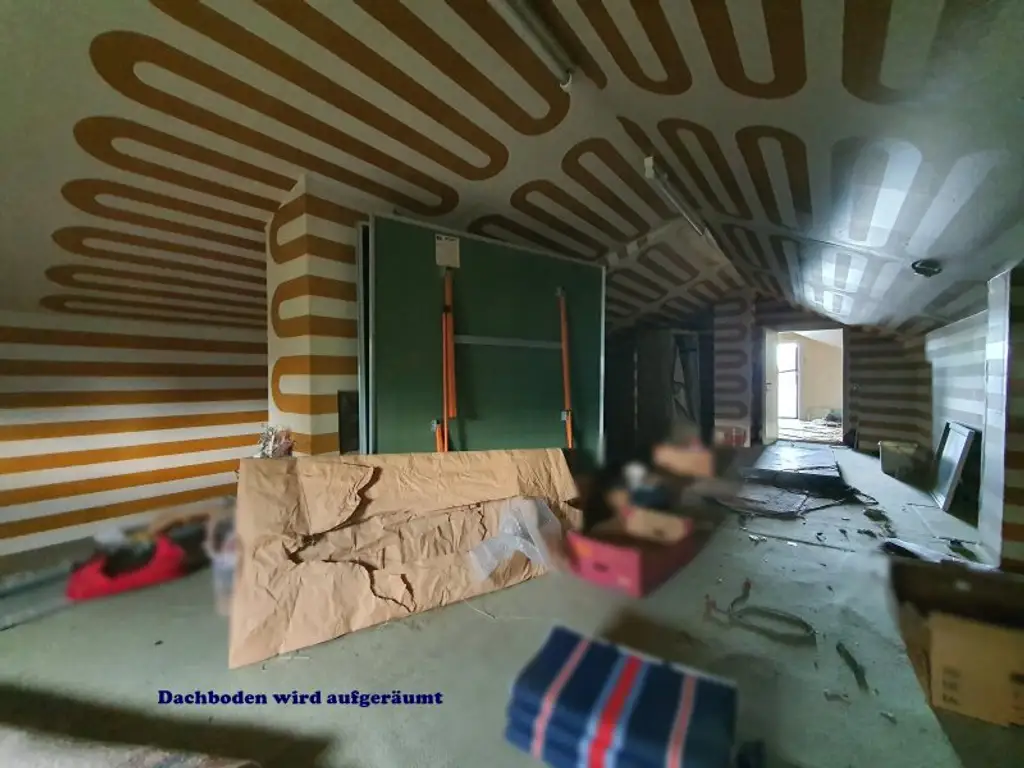 ++TOP++ Seltene Gelegenheit!  Charmantes Einfamilienhaus auf 898 m2 Grundstück - großer Garten!  Sehr ruhig und ZENTRAL gelegen mit eigene Garage!  TOP Anlage +++