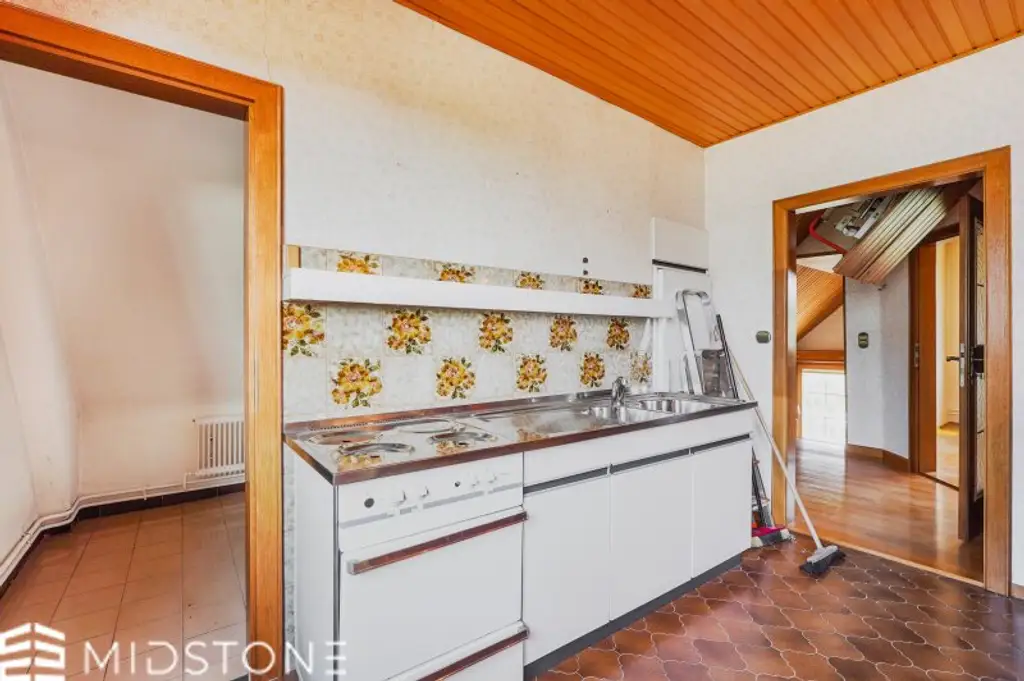 *Großzügiges Einfamilienhaus mit weitläufigem Garten* - Top-Lage in Traiskirchen