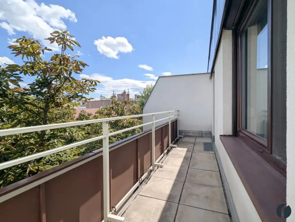 Ganz oben. Ganz privat. 2 Terrassen für jeden Sonnenmoment. 2-Zimmer-Wohnung in zentraler Lage.