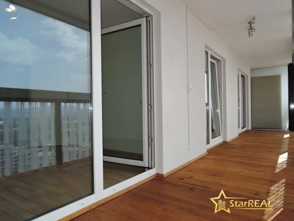 20. STOCK! TOP-WOHNUNG IM DELUGAN MEISSL TOWER. GARAGENPLATZ VORHANDEN. Sauna und Fitnessraum im Haus.