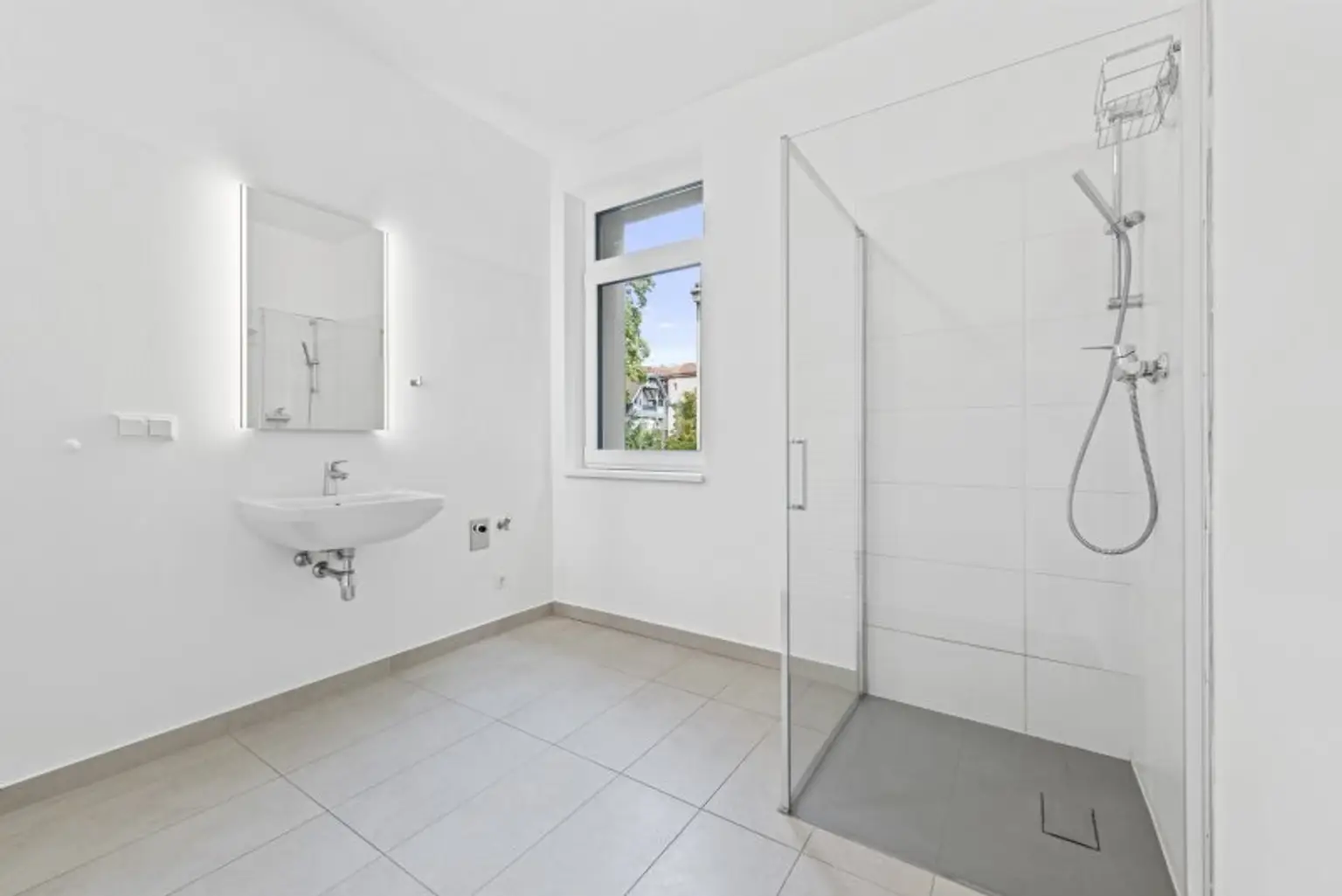 ***Großzügige 4-Zimmer-Wohnung mit 2 Balkonen in Top-Lage des 19. Bezirks – Nähe Kahlenberg***