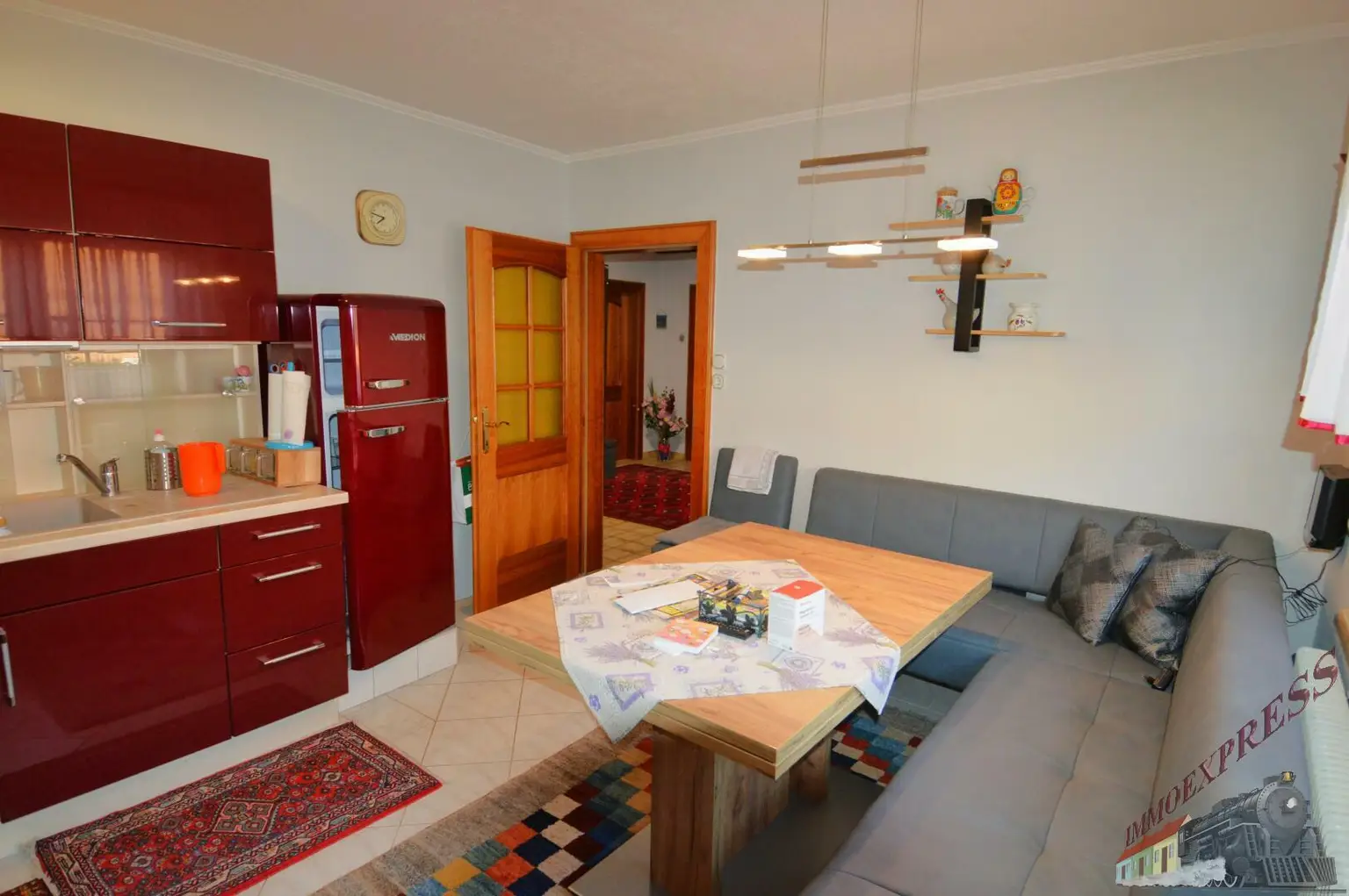 Gepflegtes Einfamilienhaus - Doppelcarport - Garage - neue Pelletheizung mit Solaranlage