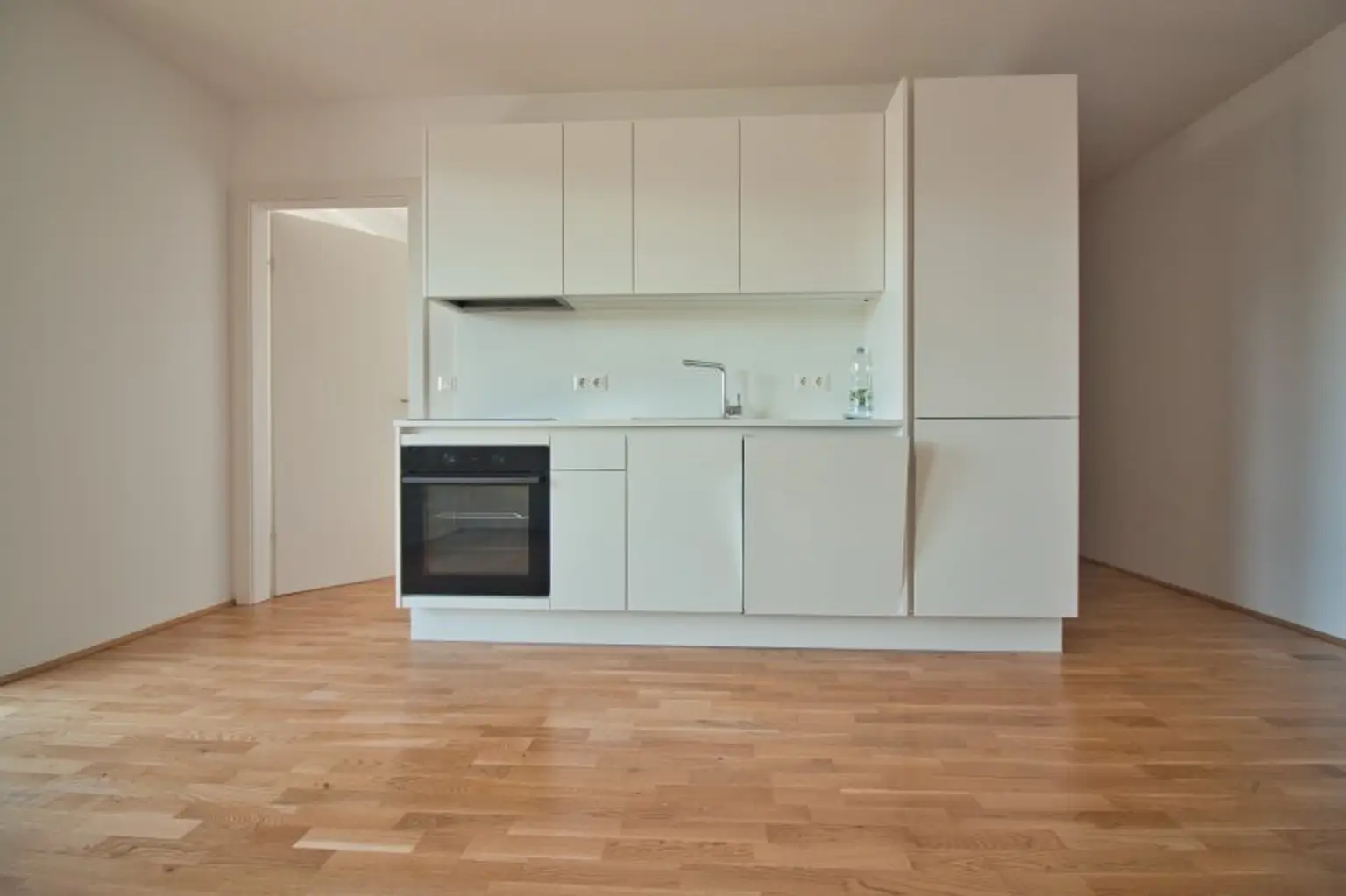 Wohnen trifft Arbeiten – 2,5-Zimmer-Wohnung mit Balkon & angrenzendem Büro mit separatem Zugang