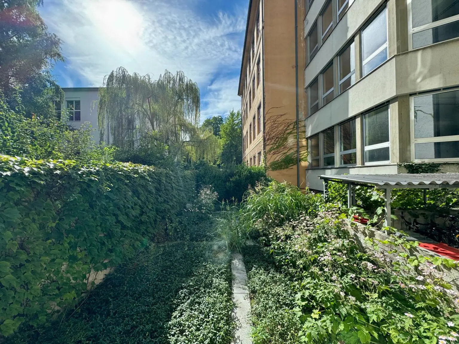 Vielseitig nutzbare Praxis- und Bürofläche im Herzen von Innsbruck