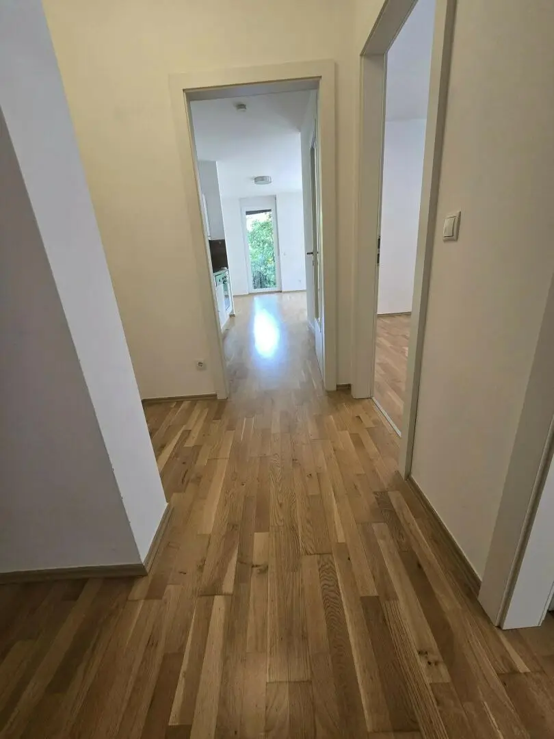 Entzückende Dreizimmerwohnung mit Balkon!