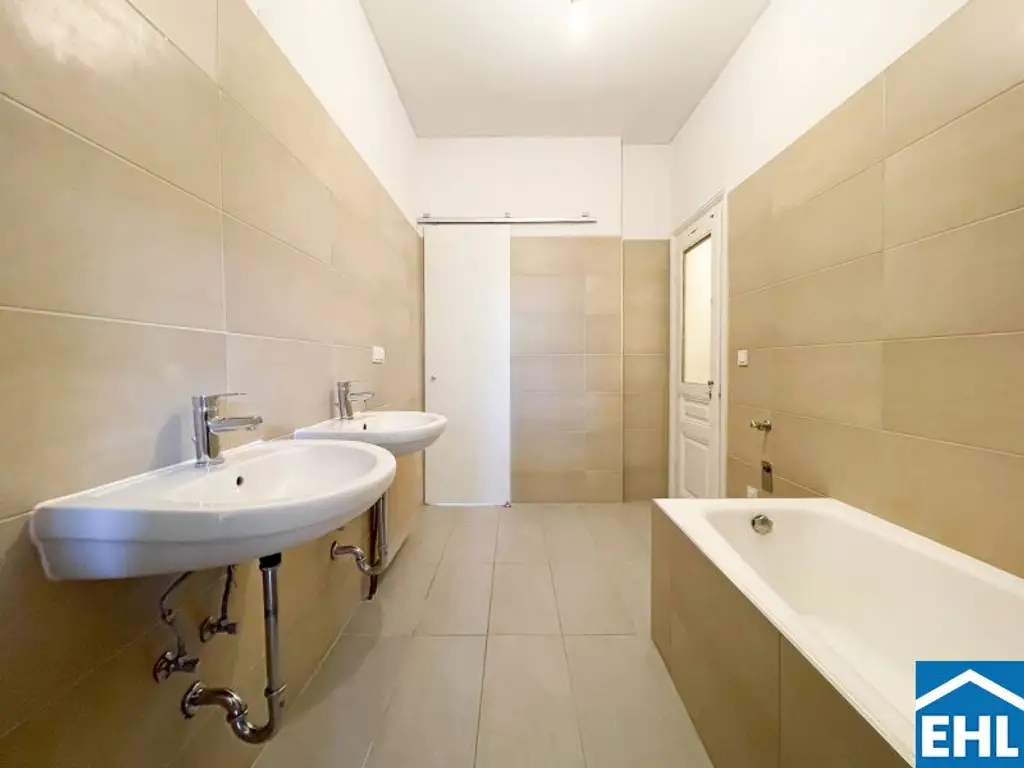 Gemütliche 3-Zimmer-Altbauwohnung mit separater Küche in U-Bahn-Nähe