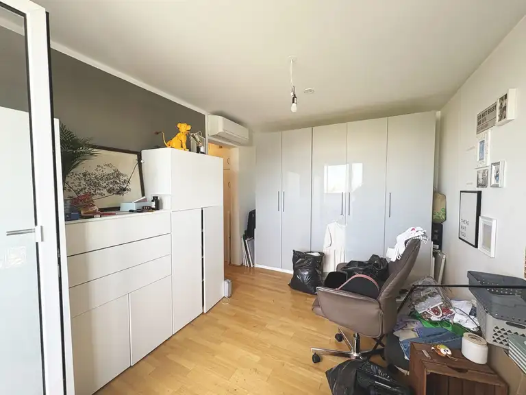 Zimmer I