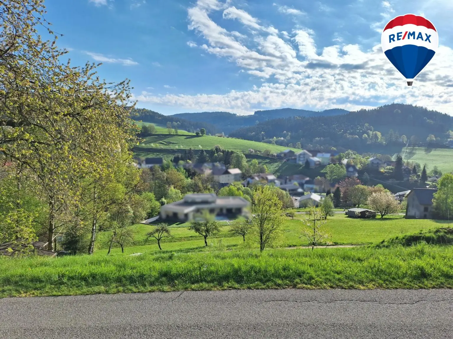 Leben mit Weitblick – Hanglage ohne Bauzwang