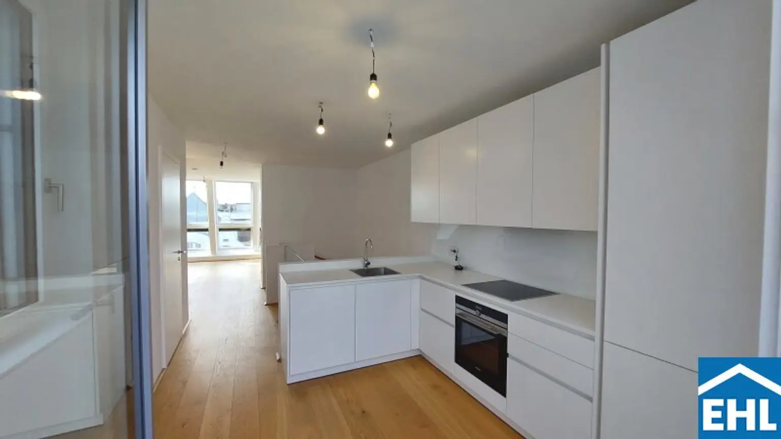 Luxuriöse 3-Zimmer-Wohnung mit Dachterrasse im Servitenviertel – Ihr Traum erwartet Sie!