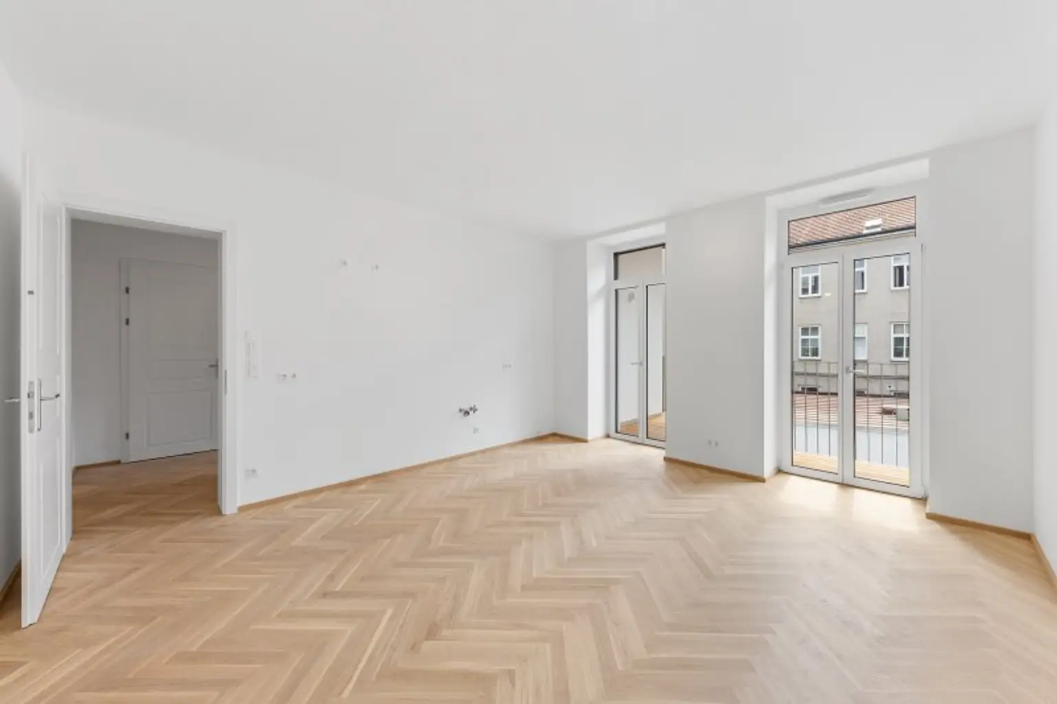 3-Zimmer-Altbaueigentumswohnung in generalsaniertem Altbau mit Balkon