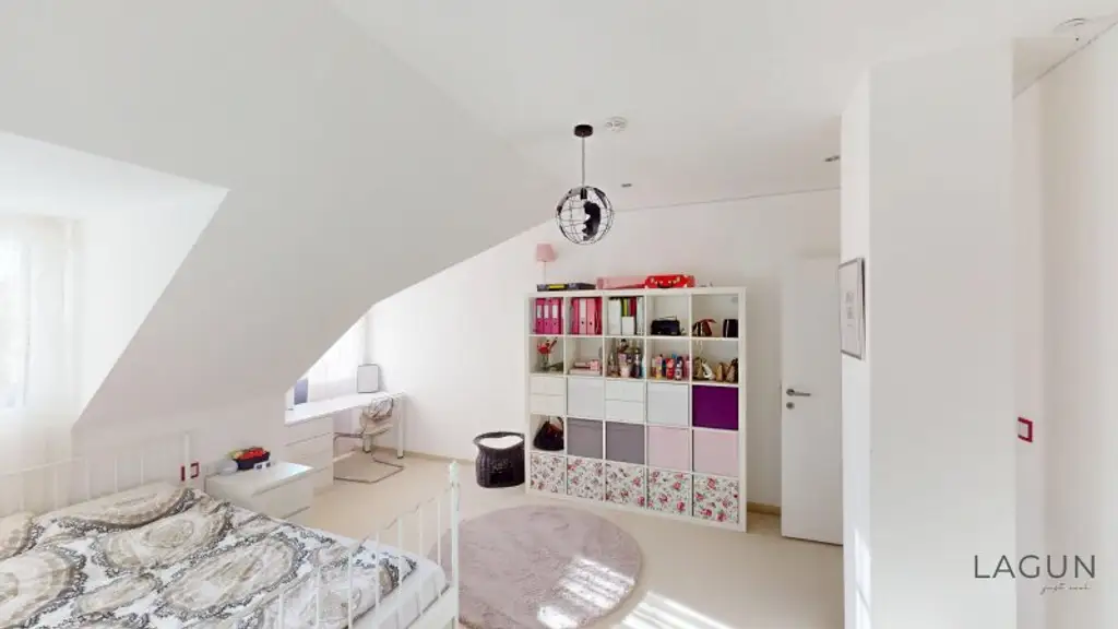 Hochwertiges Luxus-Einfamilienhaus in Maria-Lanzendorf