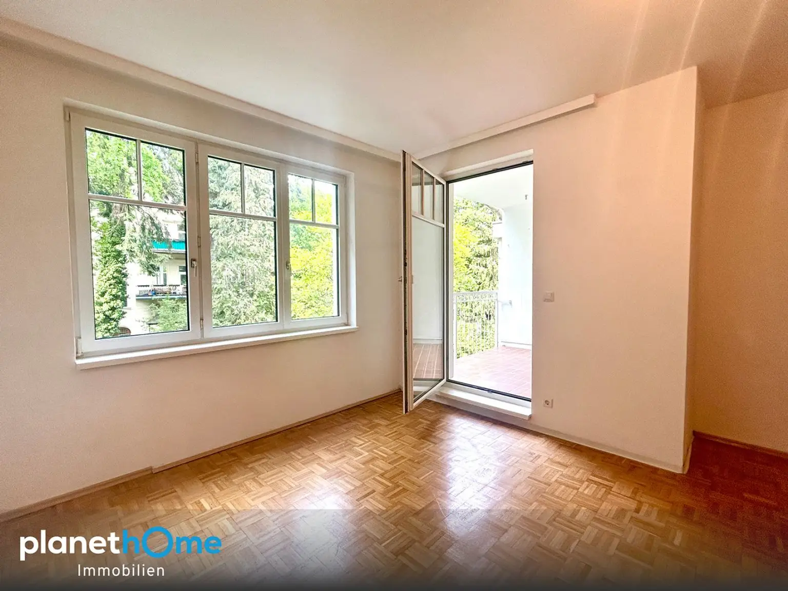 Wohnraum mit Loggia
