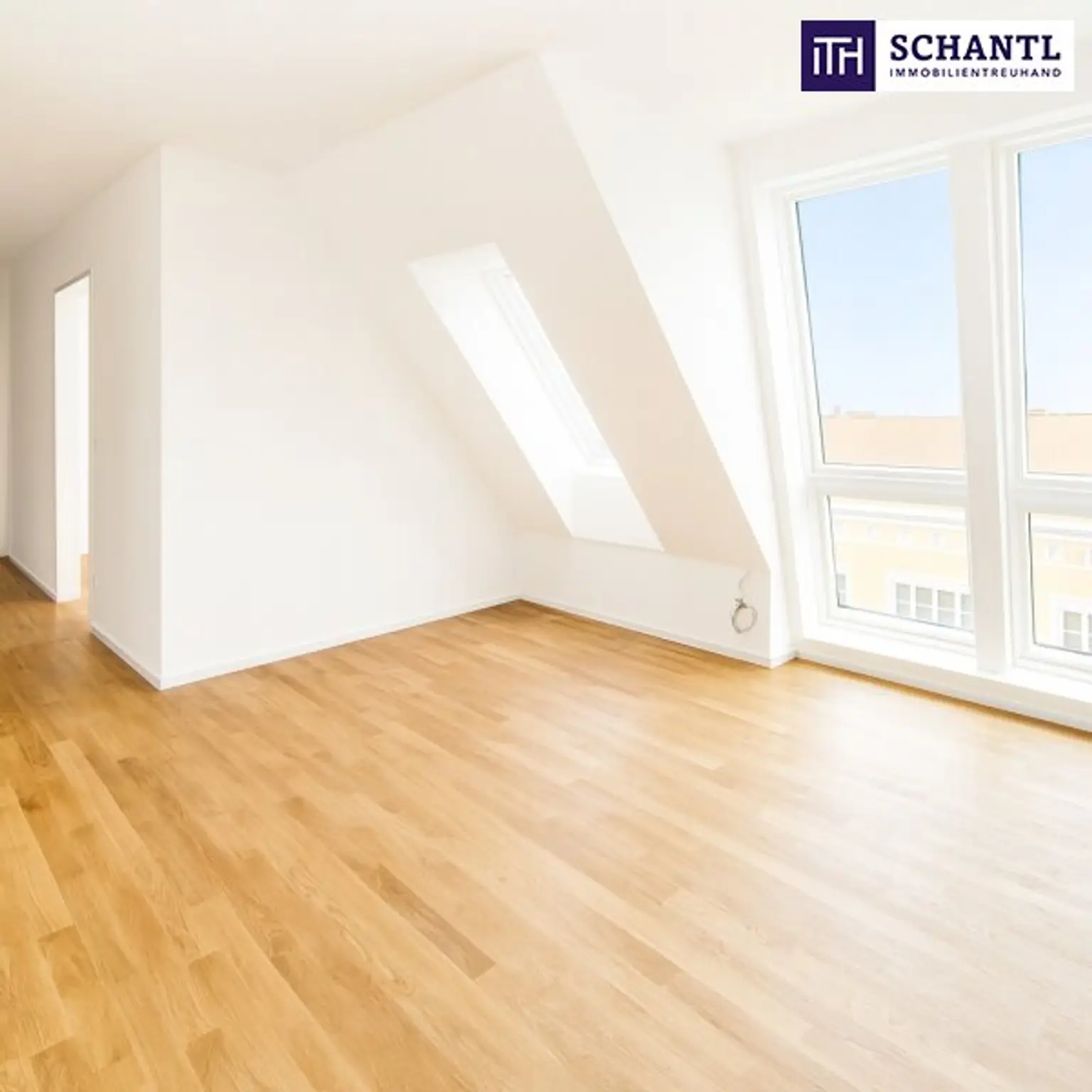 Exklusive 4-Zimmer-Dachgeschosswohnung in revitalisiertem Altbauhaus – Stilvolles Wohnen mit Dachterrasse, Fischgrätparkett, Klimaanlage & Luftwärmepumpe auf modernstem Stand