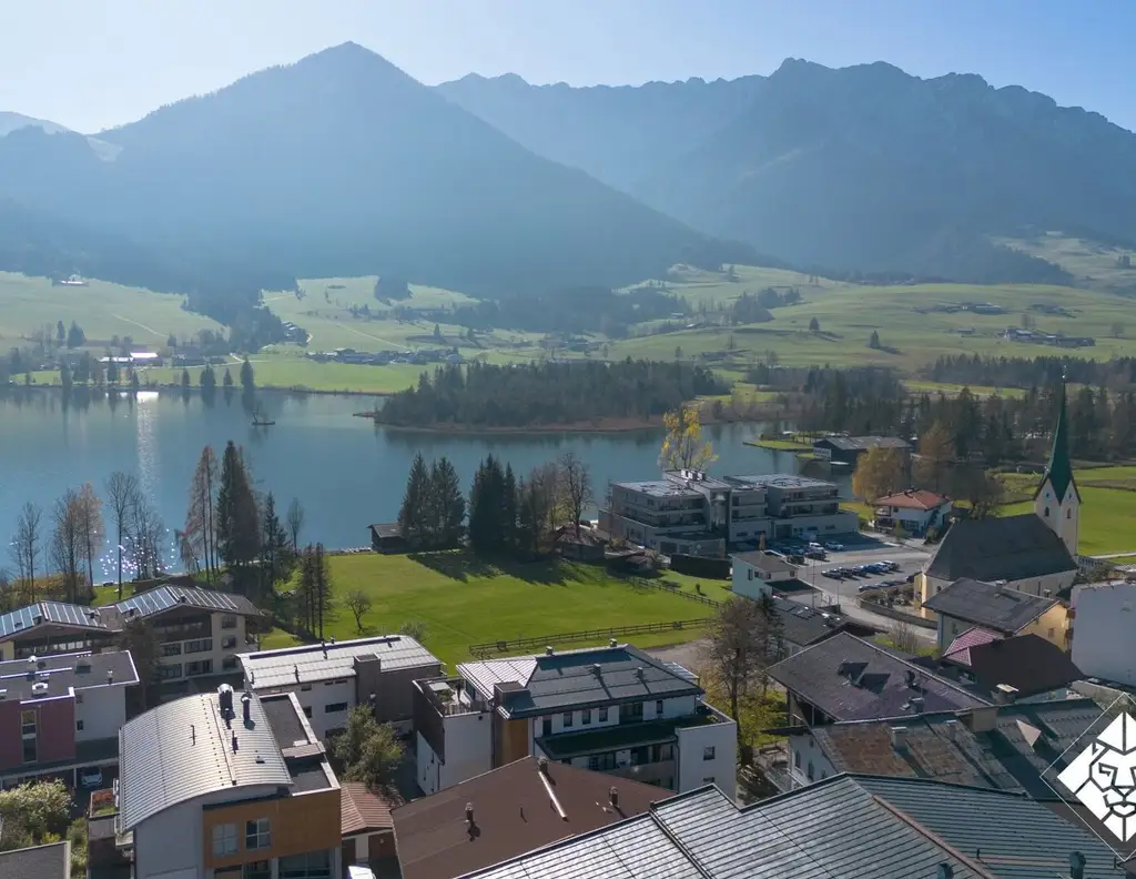 EXKLUSIVES SEEGRUNDSTÜCK FÜR TOURISTISCHE ENTWICKLUNG AM WALCHSEE TIROL