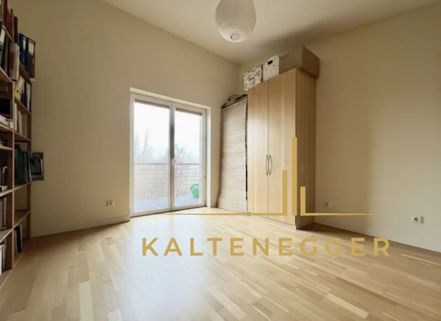 OG Haus 2 Schlafzimmer /Arbeitszimmer