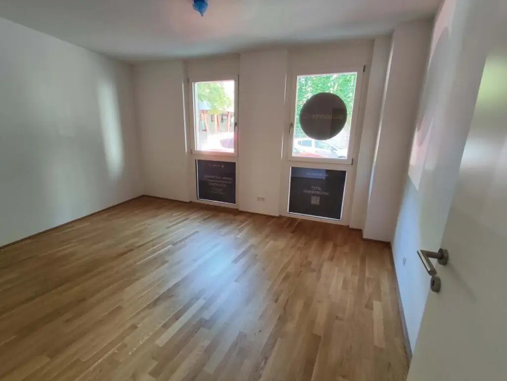 NEUBAU 4-Zimmer-ERSTBEZUG Gartenwohnung mit Terrassen in 1210 Wien! Top 2/5