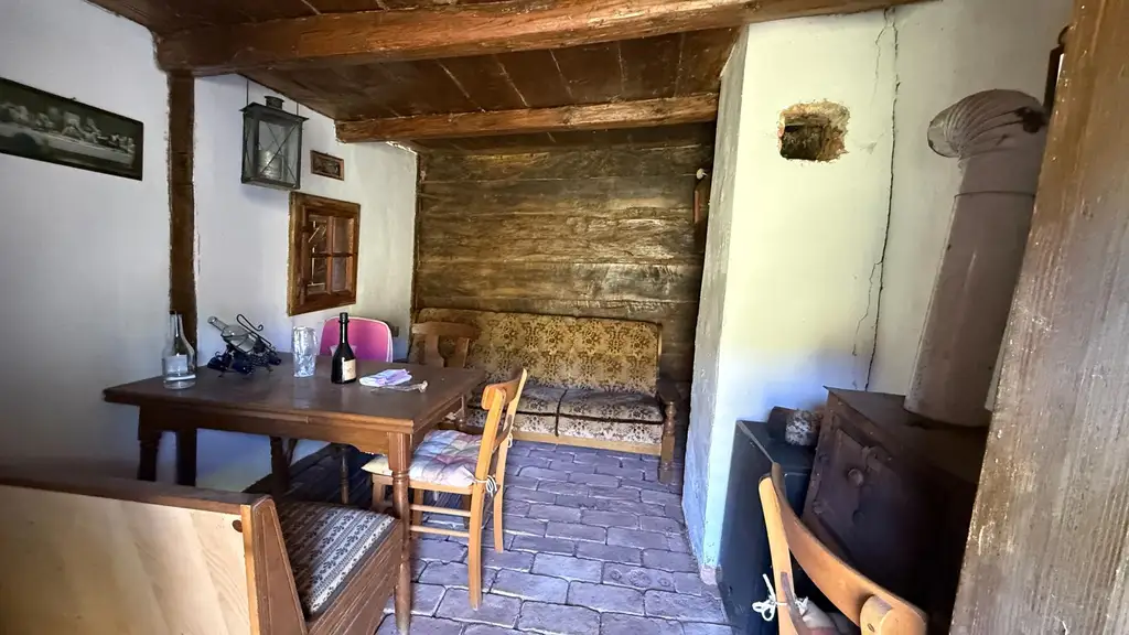 Idyllisches Kellerstöckl mit historischem Charme inmitten von Weingärten & Obstbäumen