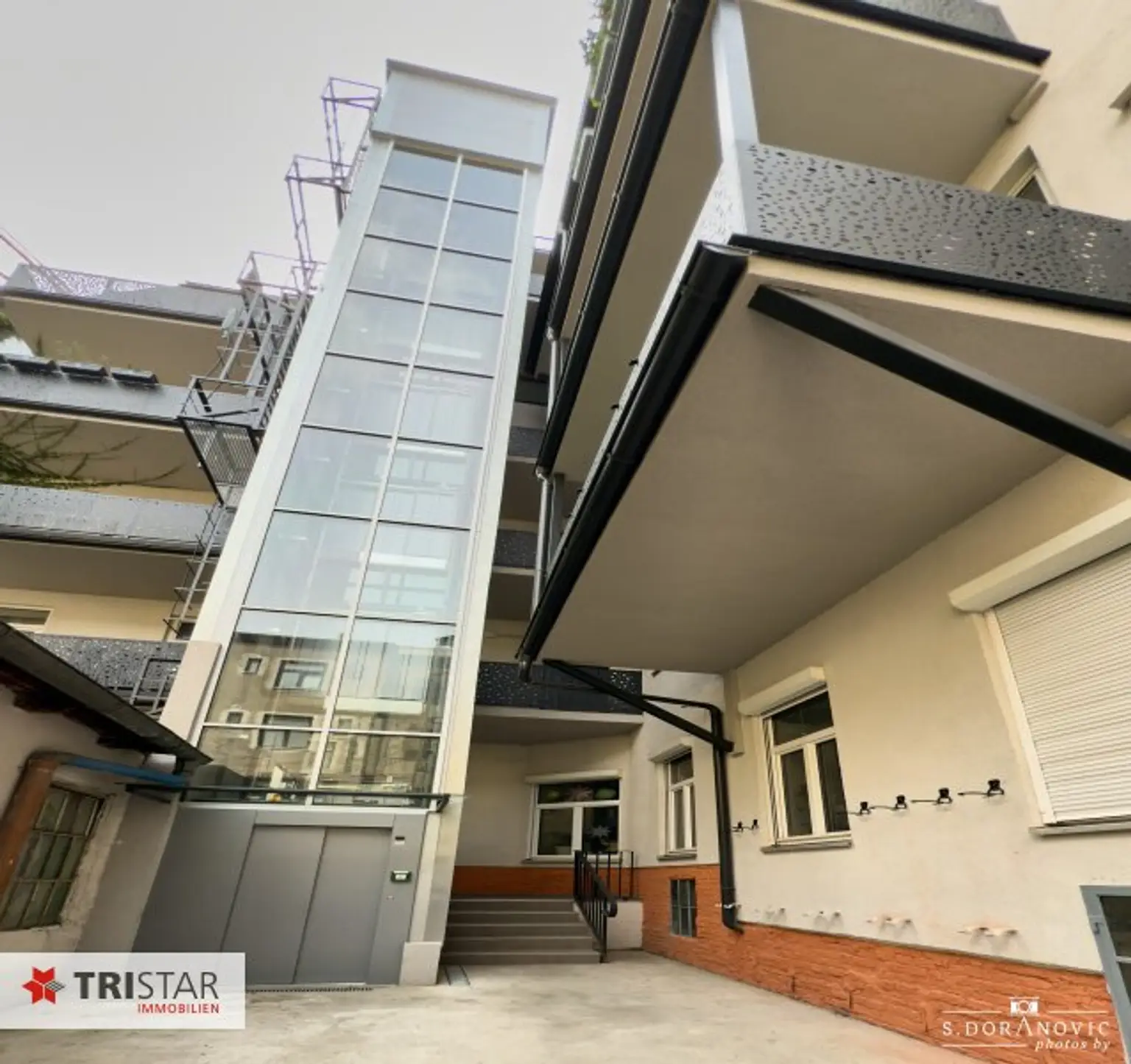 NEU! ++ NÄHE SCHÖNBRUNN ++ EXKLUSIVER DACHAUSBAU IM GRÜNDERZEITHAUS ++ BEZUGSFERTIGES EIGENTUM IN TOPLAGE – 1120 WIEN ++